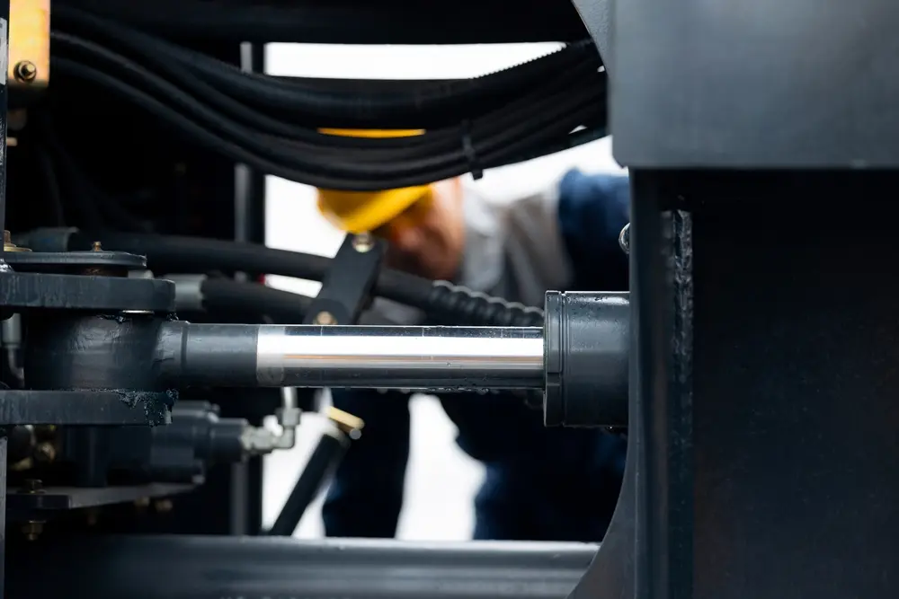 Fast Hydraulic Repairs for Equipment That Cannot Sit