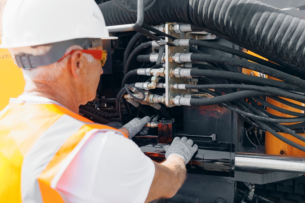 Common Hydraulic Problems in Heavy Equipment and Their Solutions