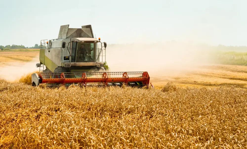 Why Farmers Choose Bailey Heavy Equipment Repair in Lexington OR